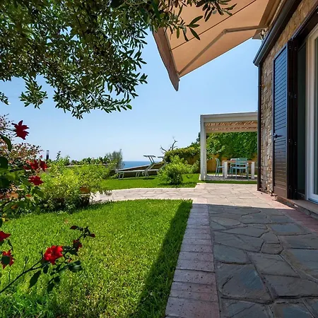 Marilena Villa Casal Velino